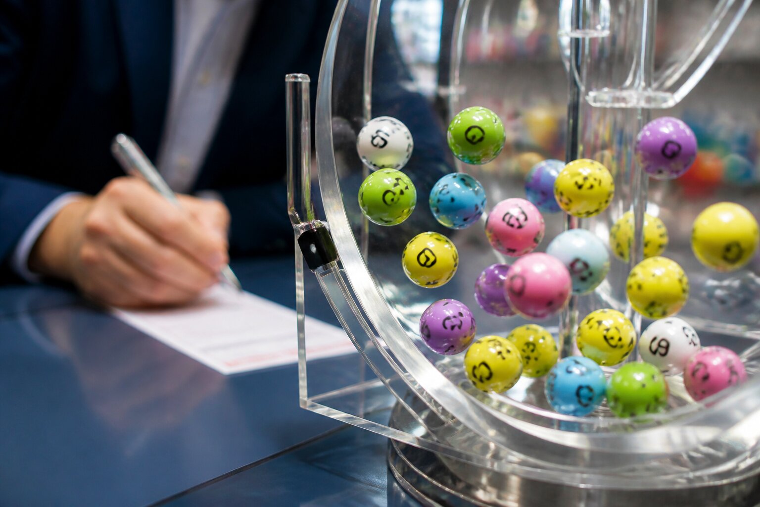 Lottery Win Chance: What Are the Odds of Winning and Key Facts